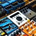 black and white audio mixer